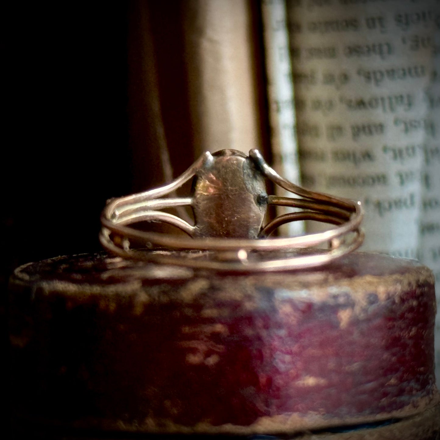 Georgian Citrine Ring in 9 Carat Gold; Circa 1830