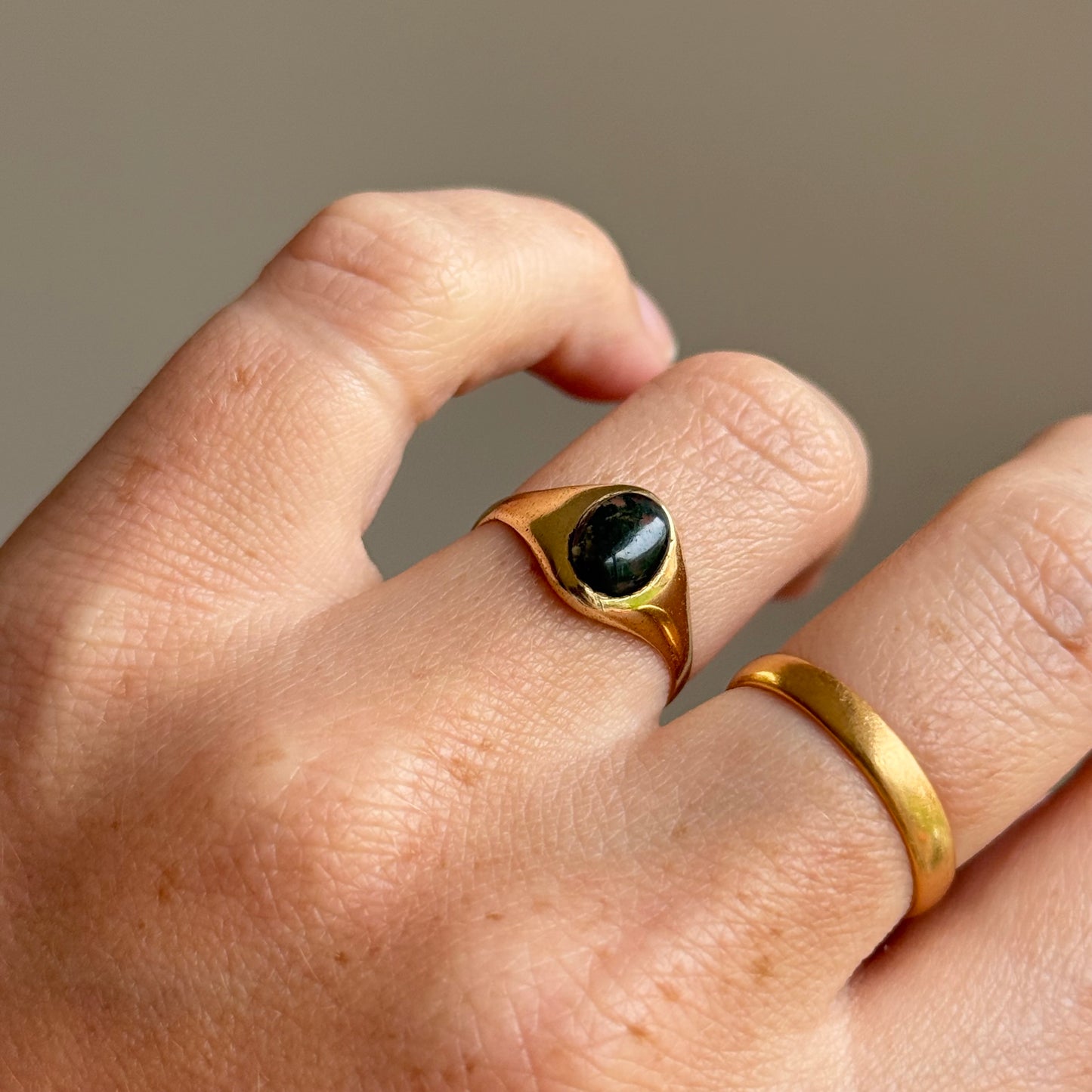 Vintage Moss Agate Signet Ring 9 Carat Gold; Circa 1979