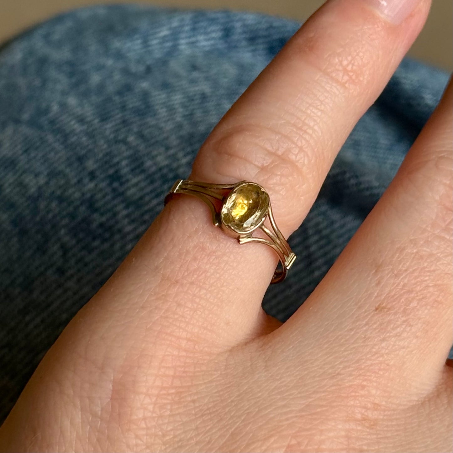 Georgian Citrine Ring in 9 Carat Gold; Circa 1830