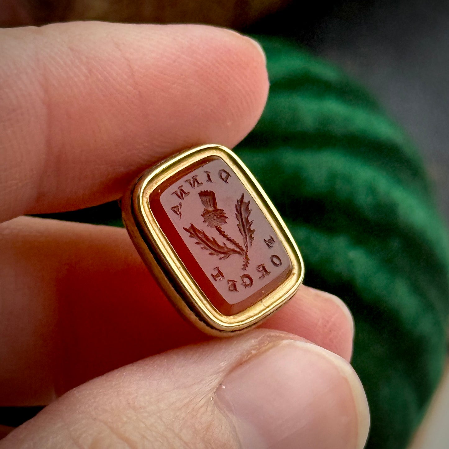 Georgian 'Dinna Forget' Carnelian Intaglio Brooch