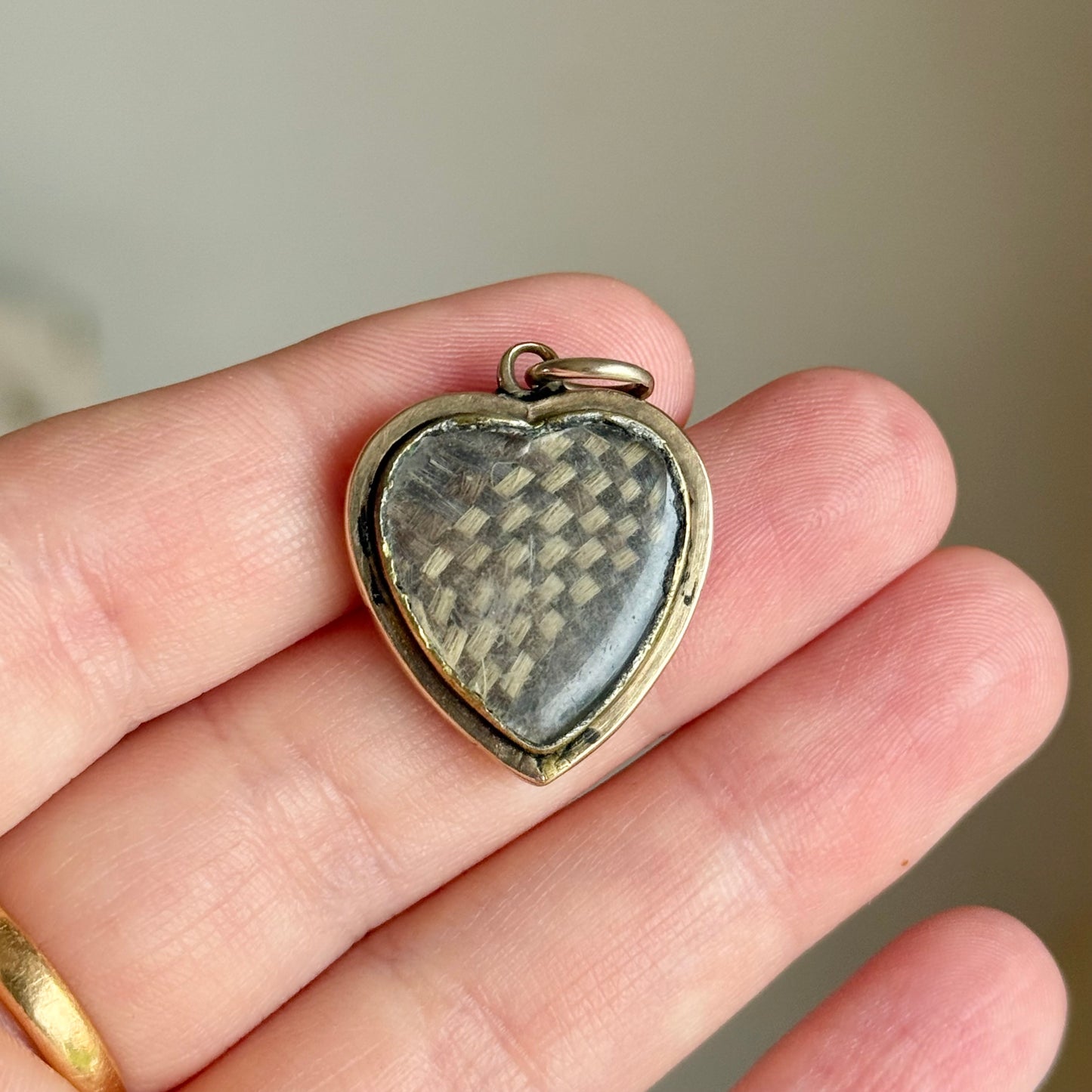 Victorian Agate Heart Locket pendant: Circa 1880
