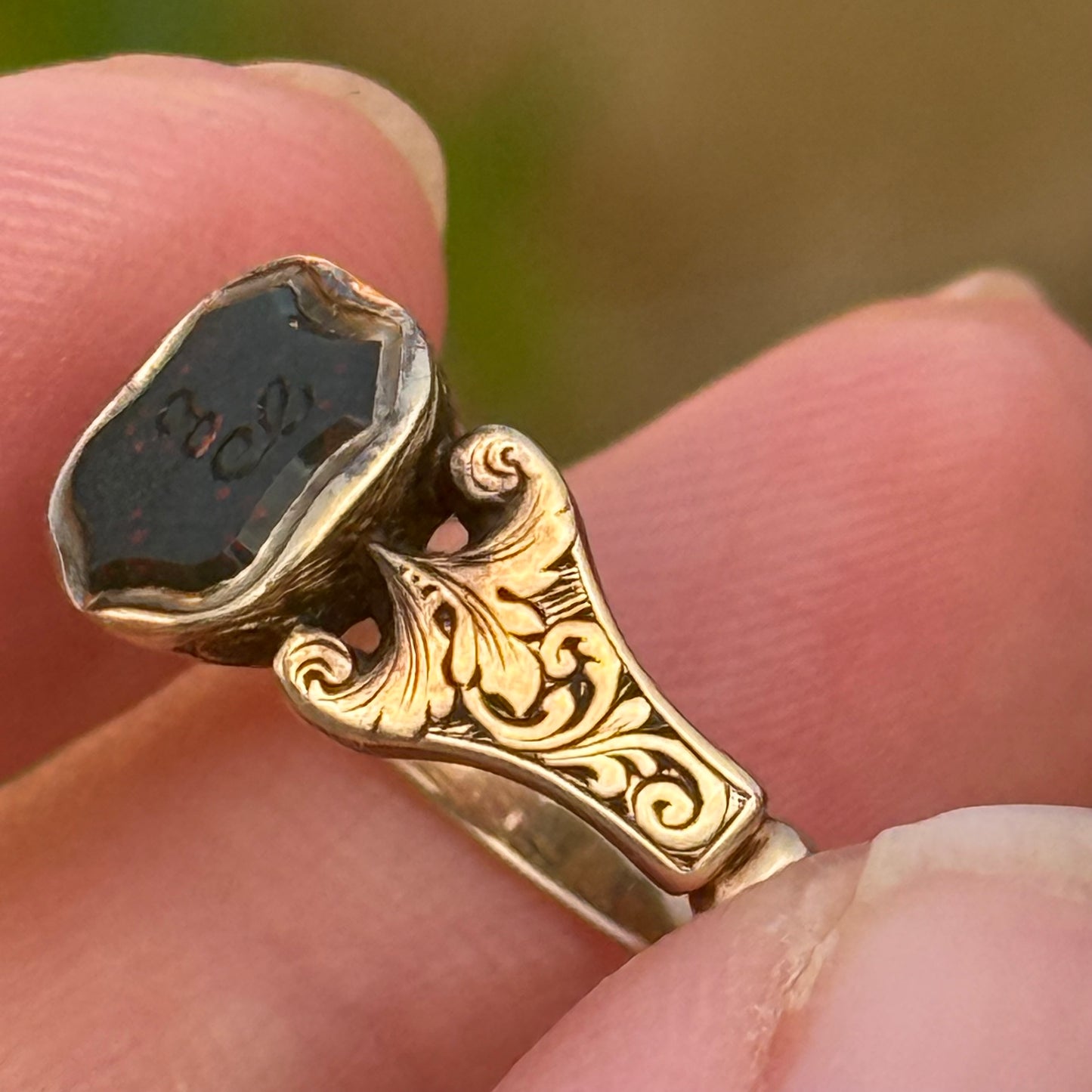Antique Victorian 'Coo'  Bloodstone Intaglio Ring