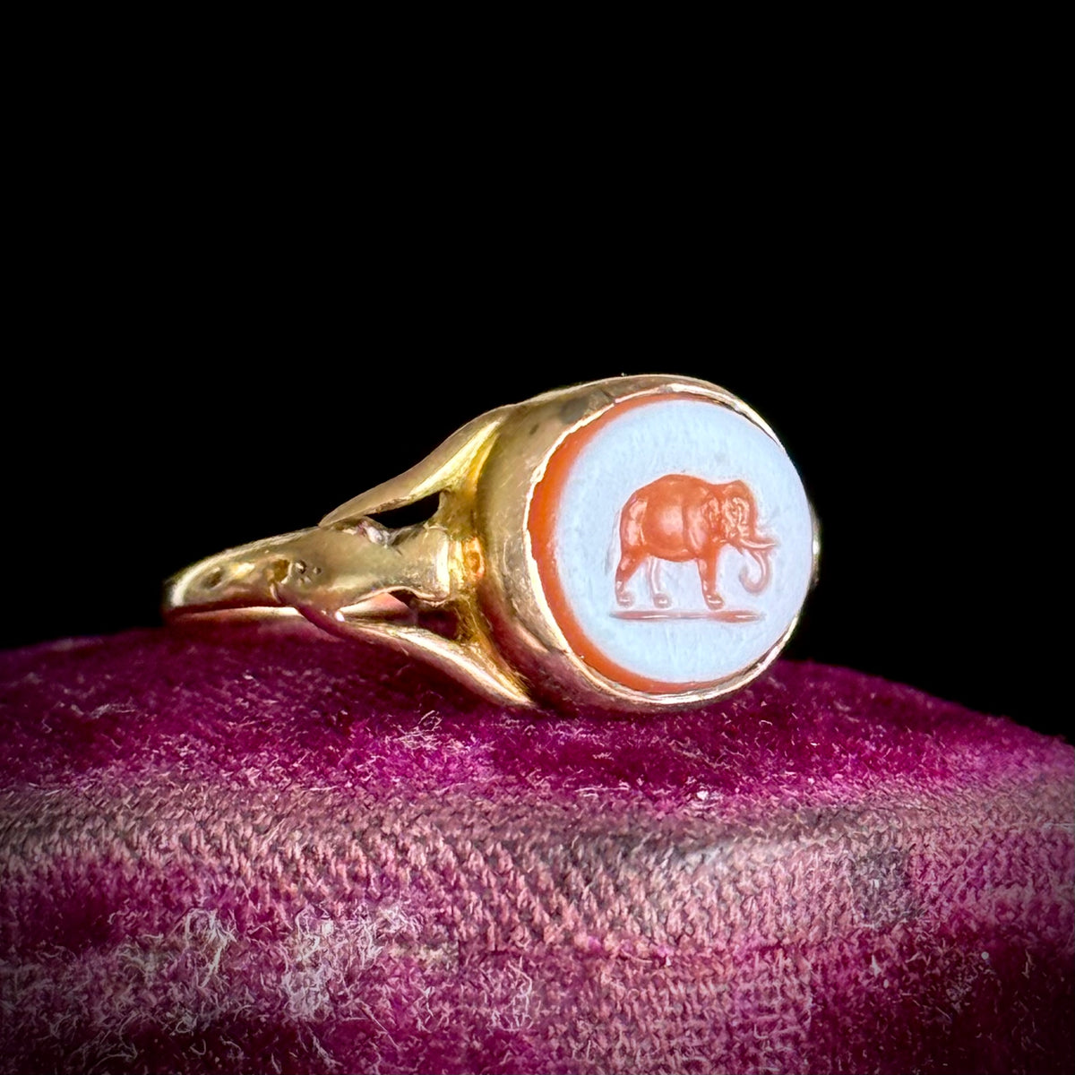 Antique Elephant Signet Ring in 9 Carat Gold; Circa 1880