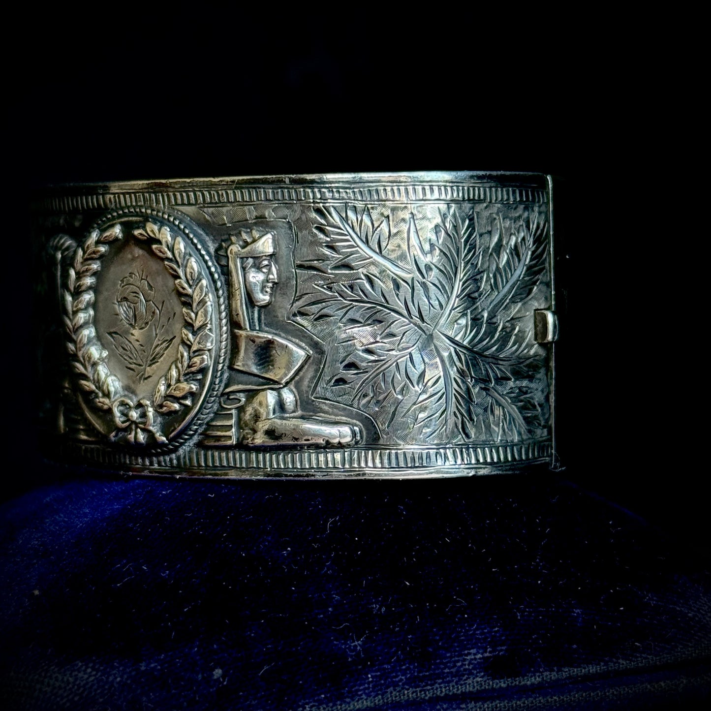 Antique Victorian Statement Hinged Bangle
