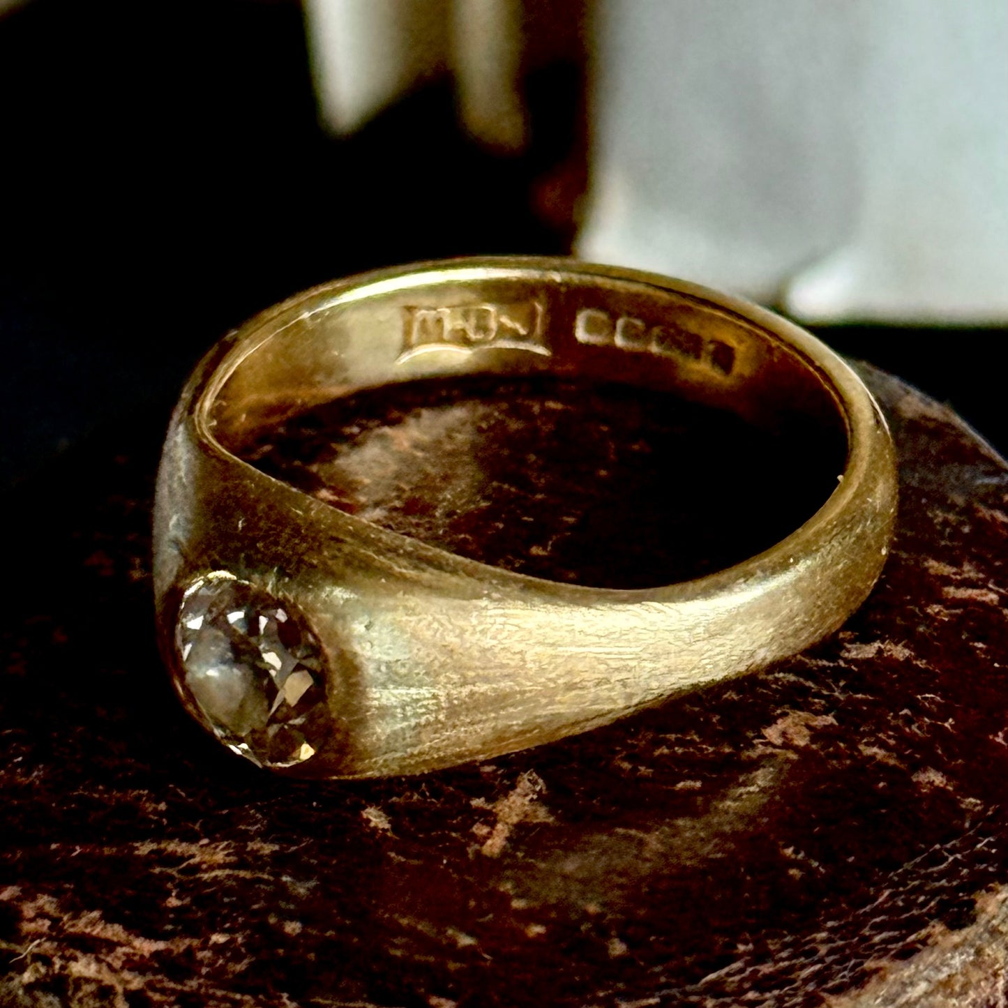 Vintage Old Cut Diamond Pinky Ring in 18 Carat Gold