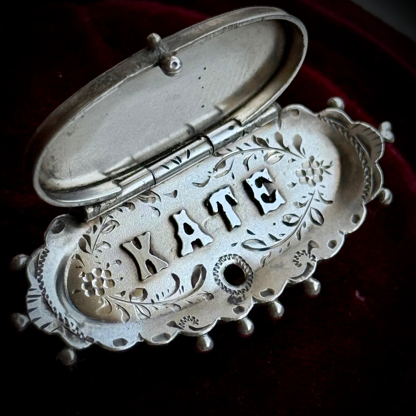 Antique Sentimental 'Kate' Locket Brooch