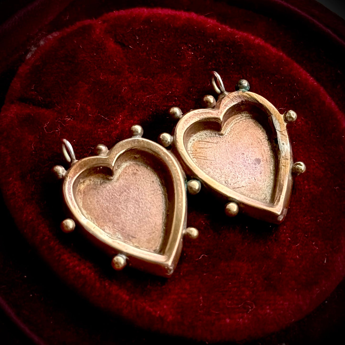 Antique Edwardian Double Heart Pendant in 9 Carat Gold
