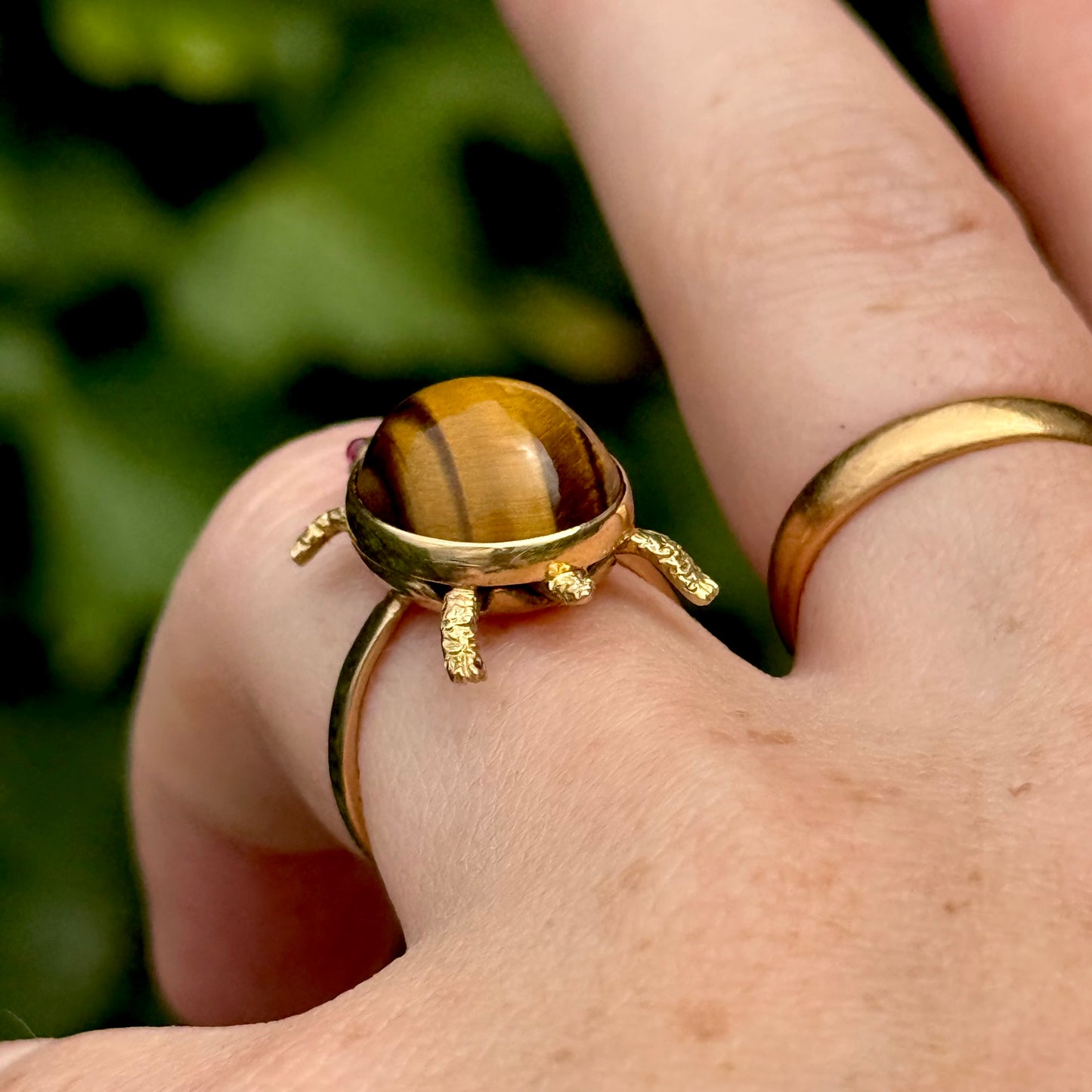 Vintage Tiger's Eye & Ruby Turtle Ring in 9 Carat Gold