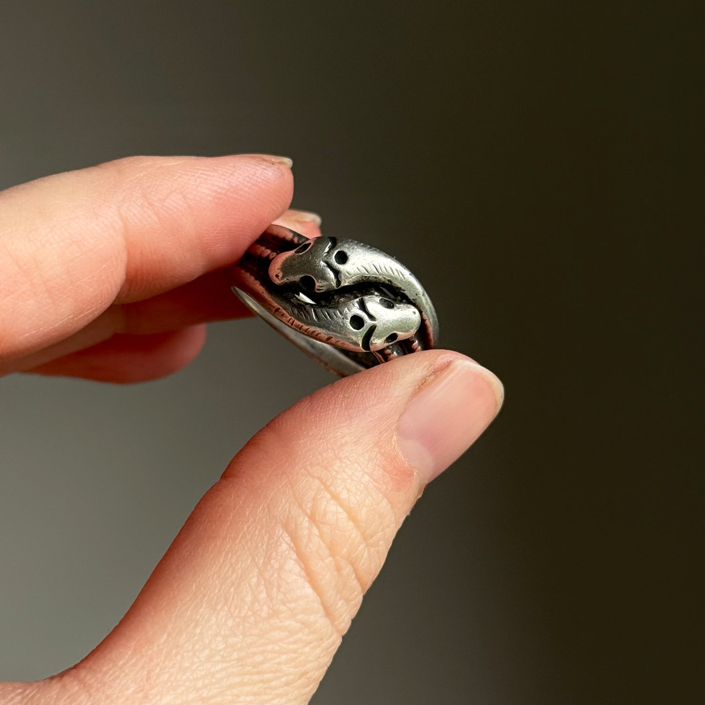 Antique Entwined Snakes Ring in Silver