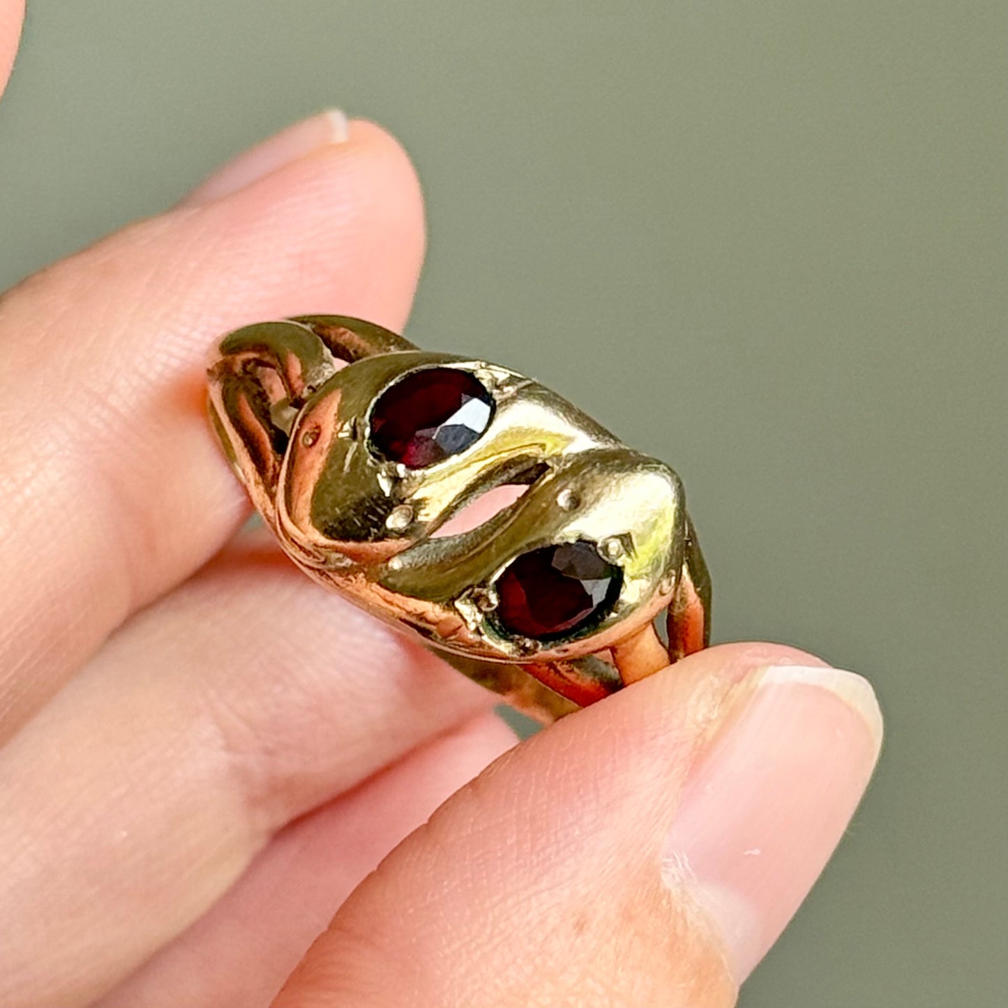 Vintage Garnet Double Snake Ring in 9 Carat Gold
