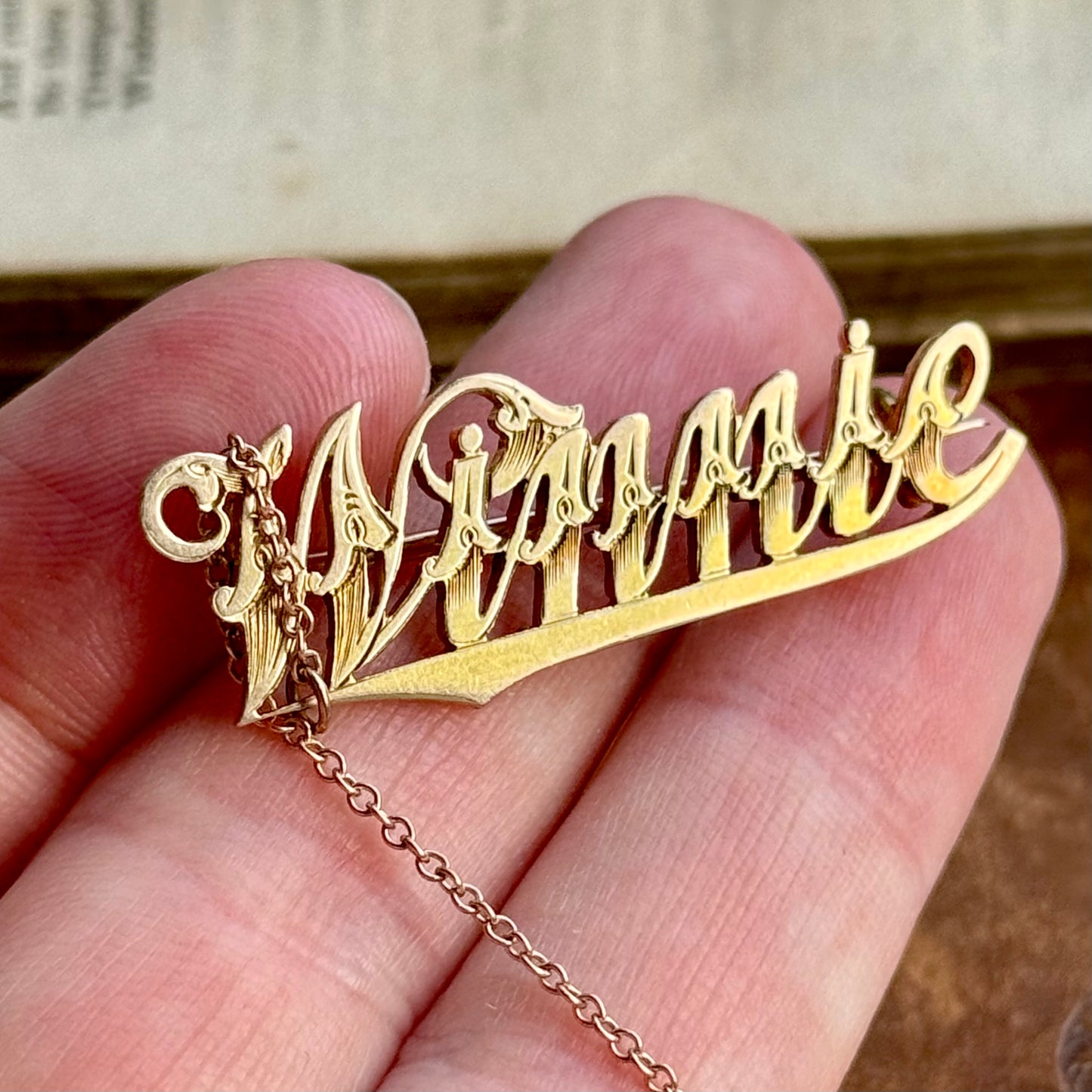 Victorian 'Winnie' 9 Carat Gold Brooch