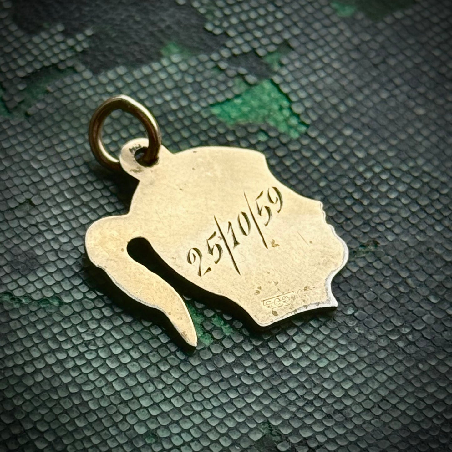 Vintage Profile 'Penny' Pendant Token
