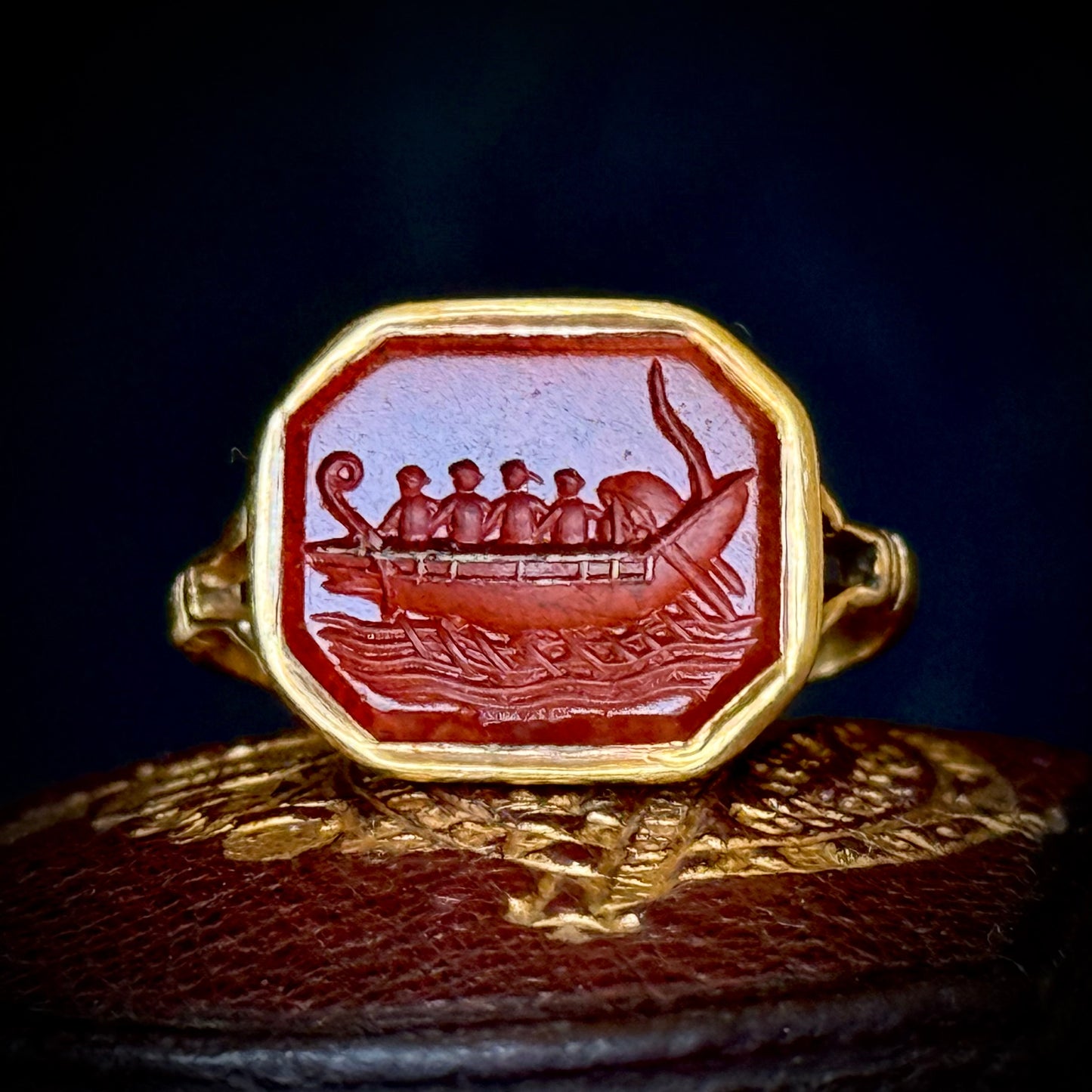 Sublime Jasper Intaglio Ring in 14 Carat Gold