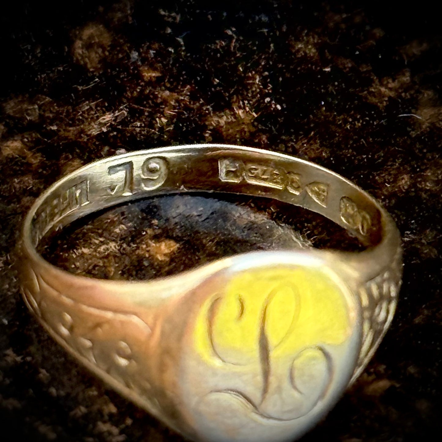 Vintage Ornate Letter 'L' Signet Ring