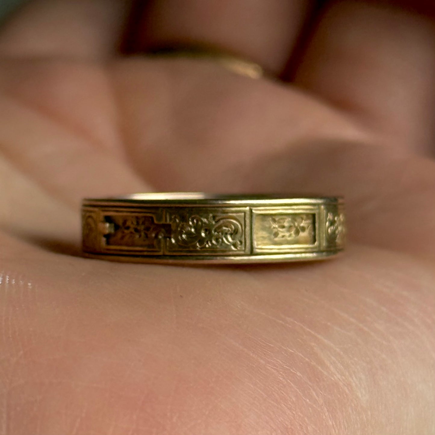 Victorian Secret Sliding Panel Mourning Ring in 15 Carat Gold; Circa 1860