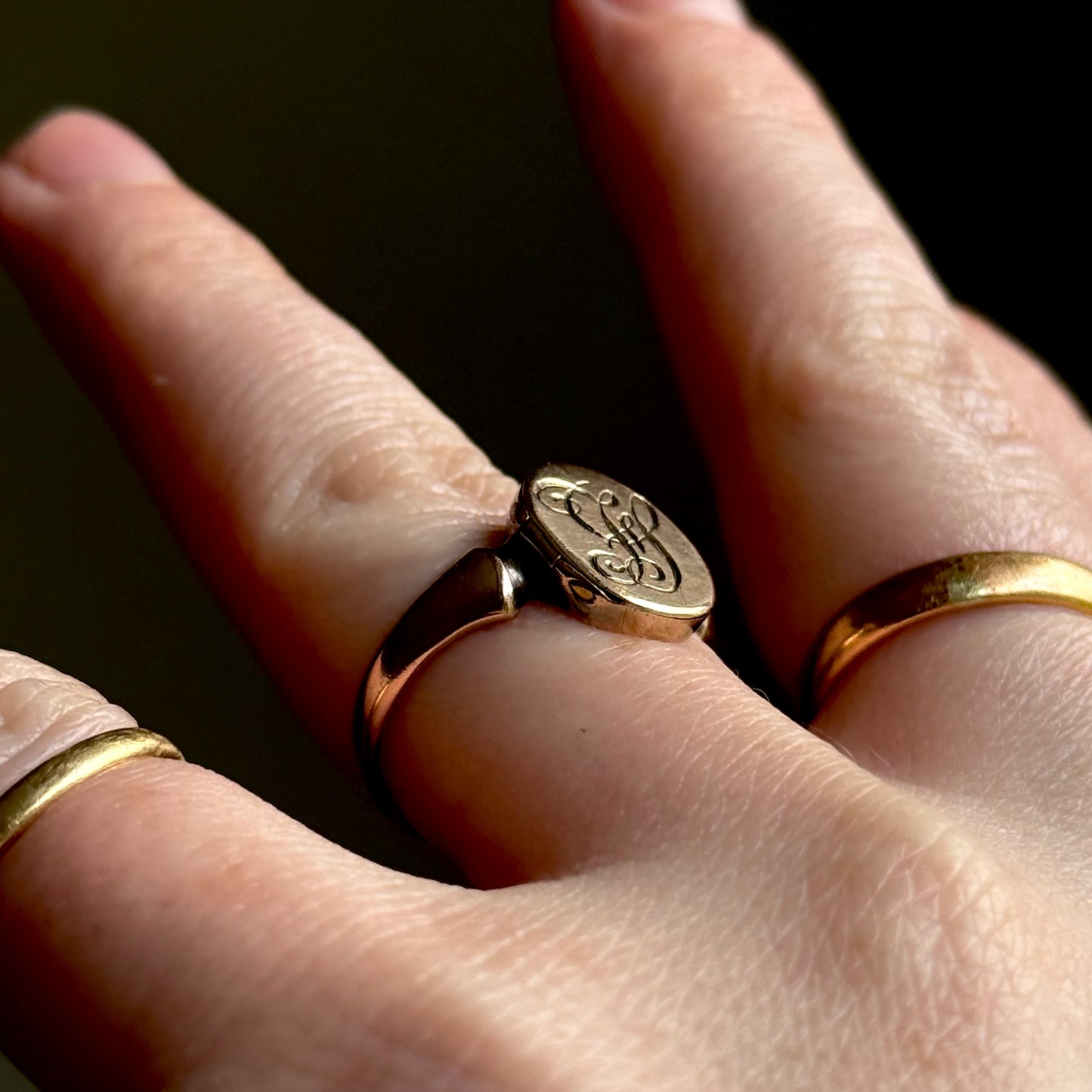 Antique Locket Signet Ring in 9 Carat Gold; Circa 1916