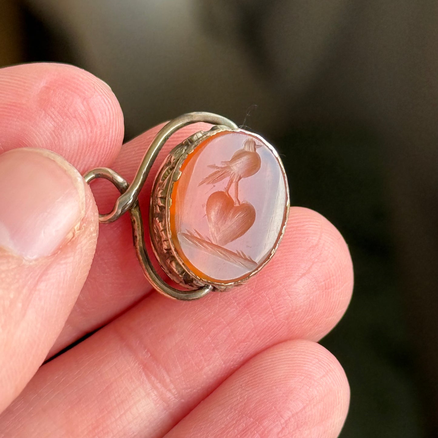 Georgian Heart & Dove Intaglio Pendant in 9 Carat Gold