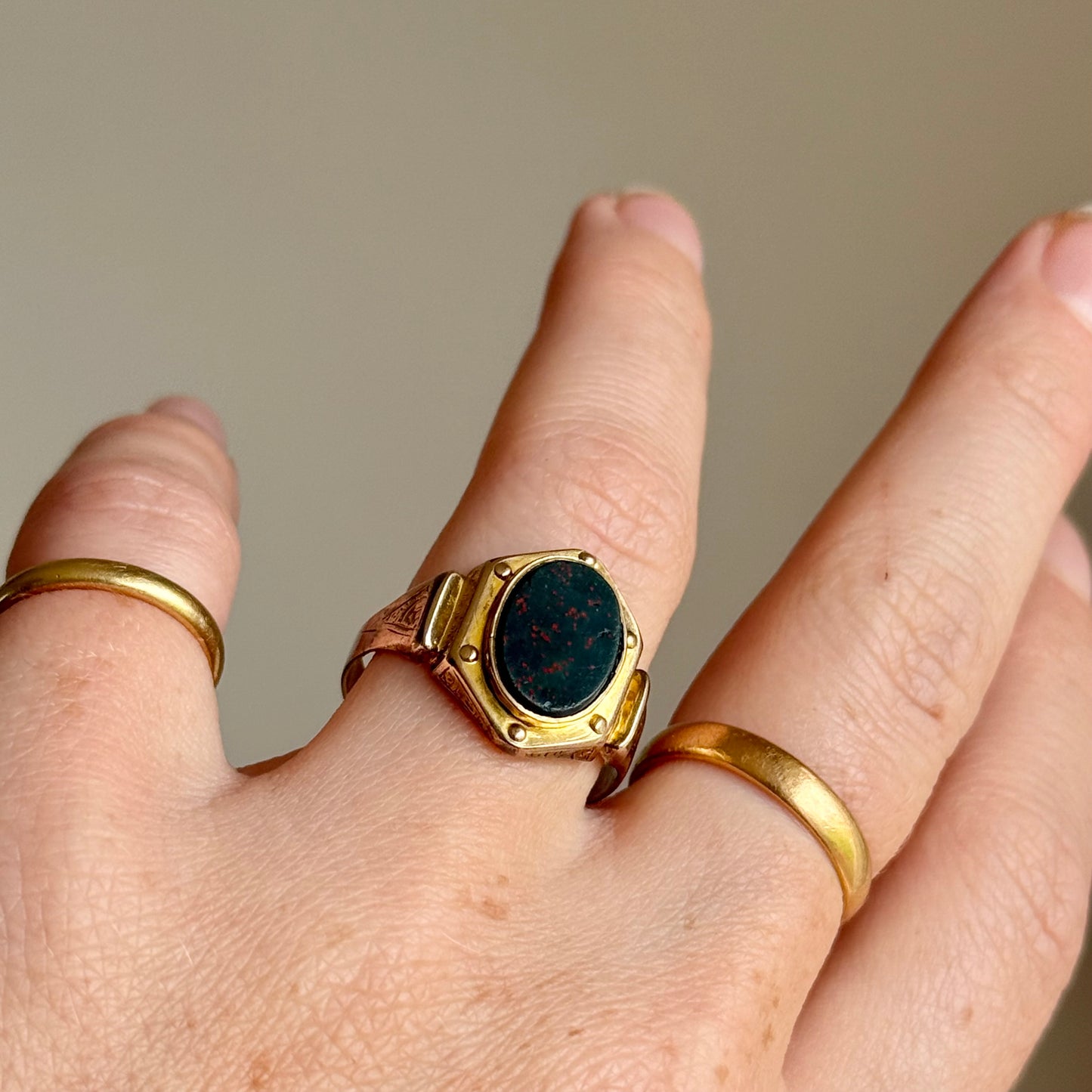 Antique Bloodstone Signet Ring in 9 Carat Gold, Circa 1880
