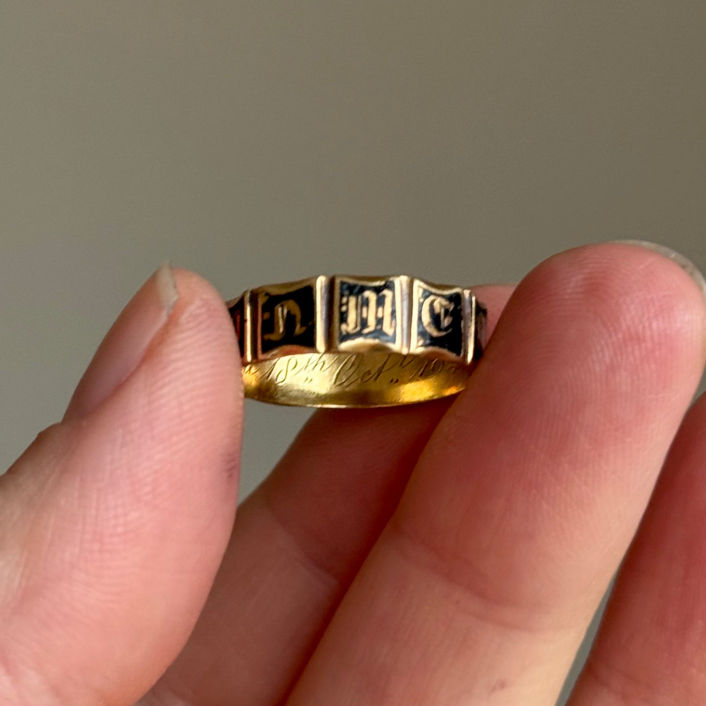 Antique Enamel Mourning Ring in 18 Carat Gold; Circa 1842