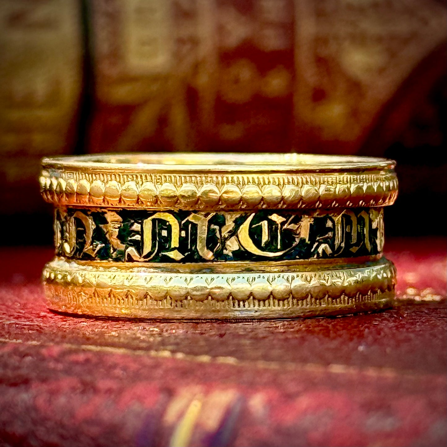 Antique Georgian Mourning Ring in 18 Carat Gold