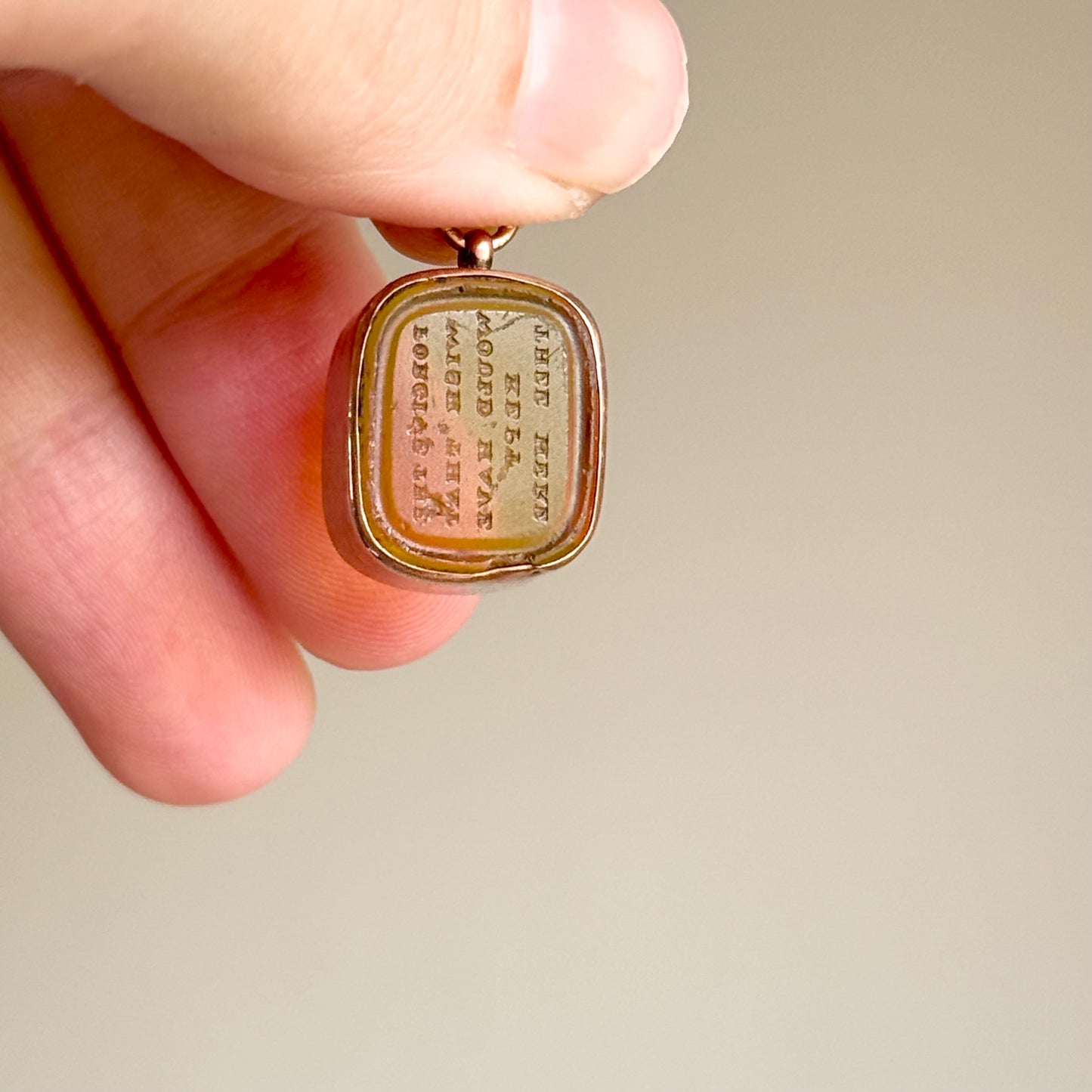 Georgian Mourning Intaglio Pendant in 9 Carat Gold; Circa 1840