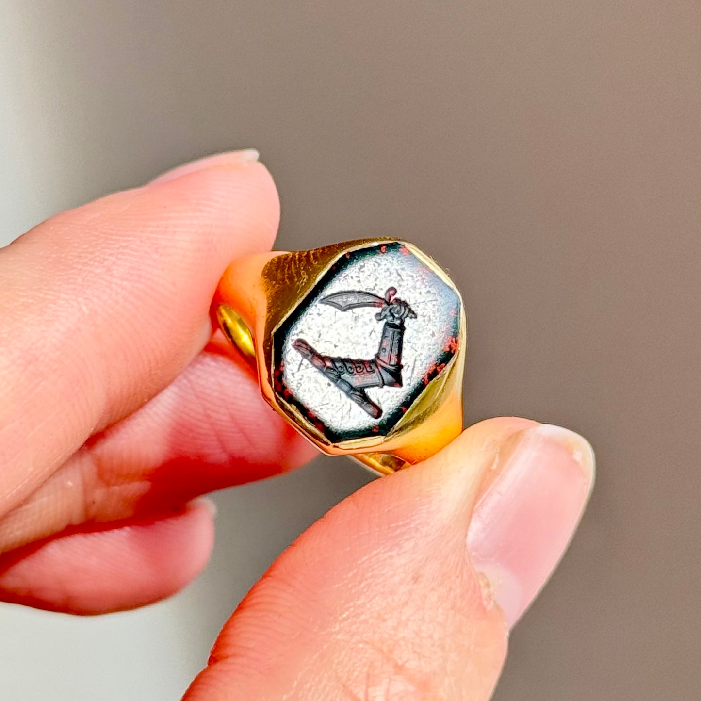 Antique Bloodstone Heraldic Signet Ring in 18 Carat Gold; Circa 1890