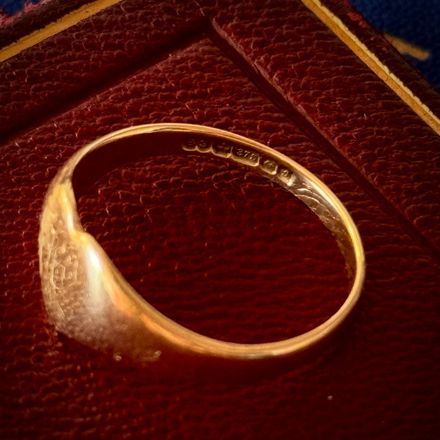 Vintage Heart Signet Ring in 9 Carat Gold; Circa 1981