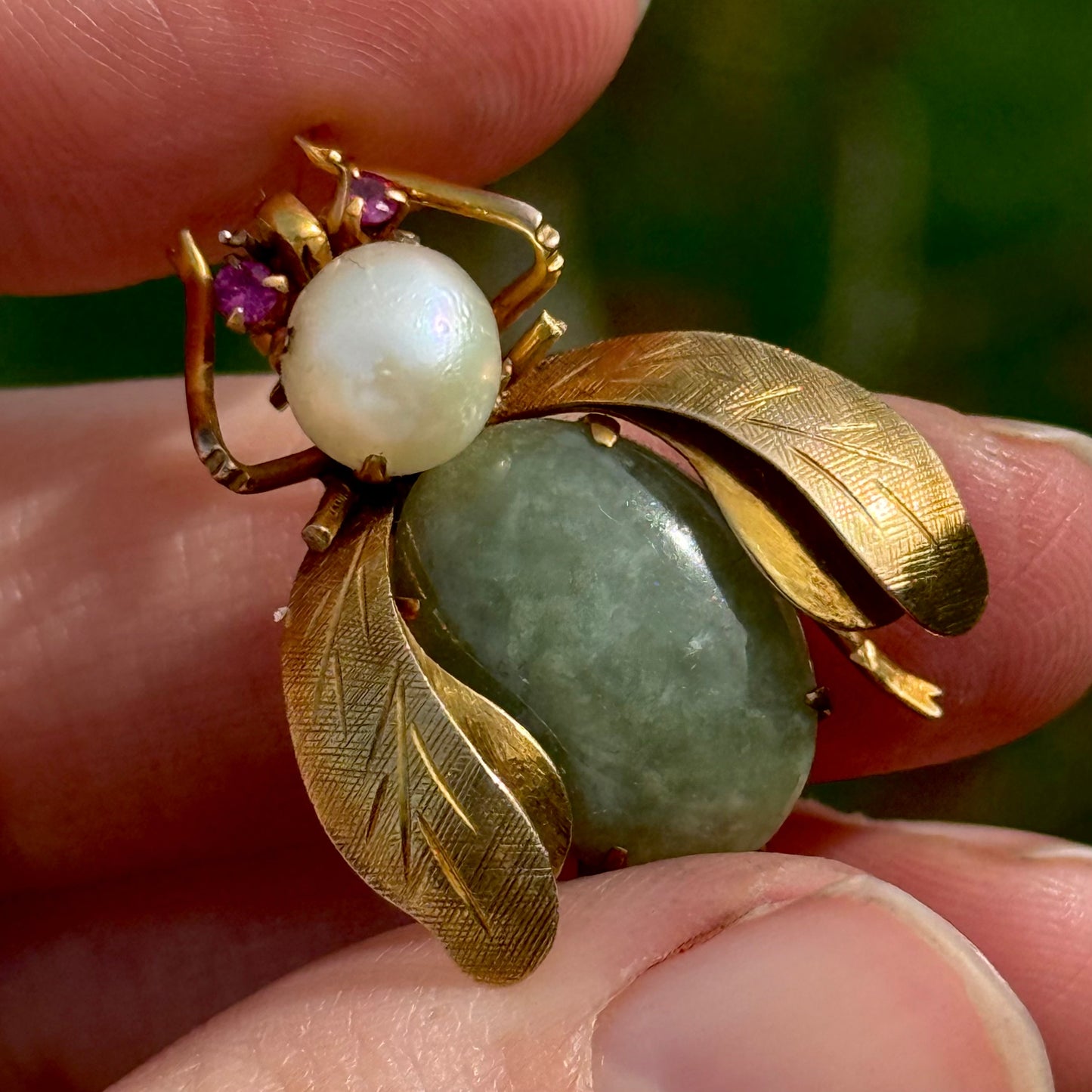 Vintage Jadeite, Pearl & Ruby Bee Brooch in 14 Carat Gold