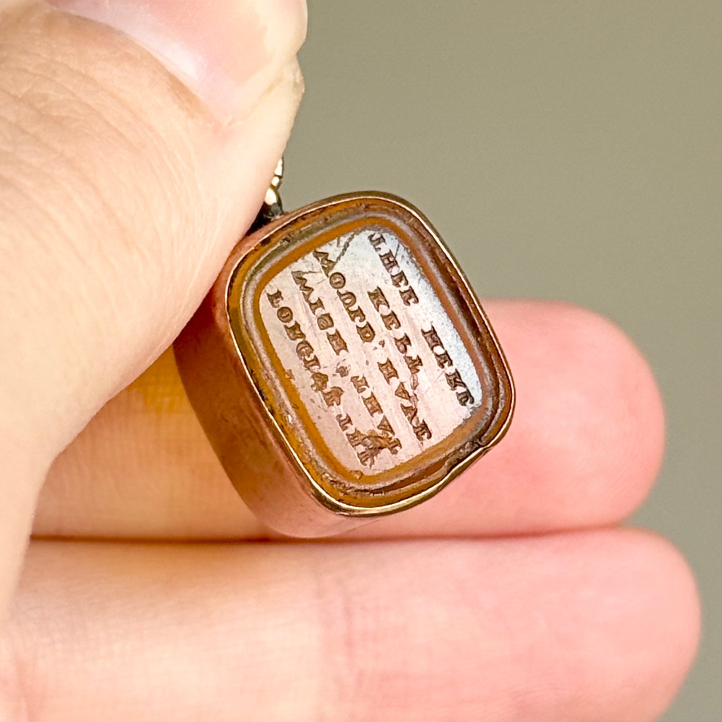 Georgian Mourning Intaglio Pendant in 9 Carat Gold; Circa 1840