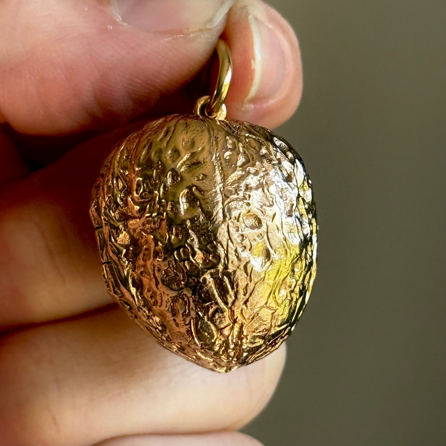 Substantial Vintage Life Size Walnut Locket in 9 Carat Gold