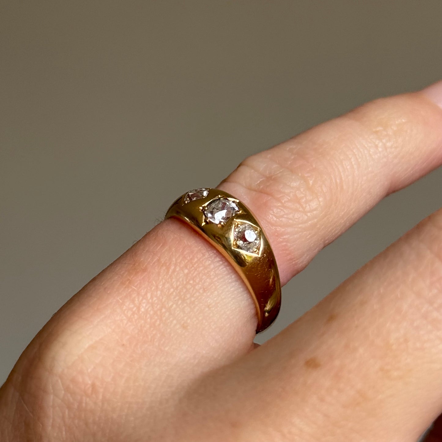 Antique Diamond Trilogy Ring in 18 Carat Gold