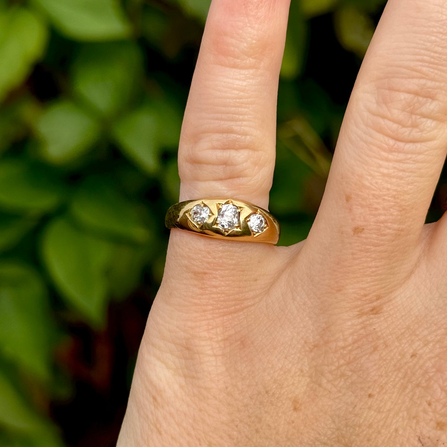 Antique Diamond Trilogy Ring in 18 Carat Gold