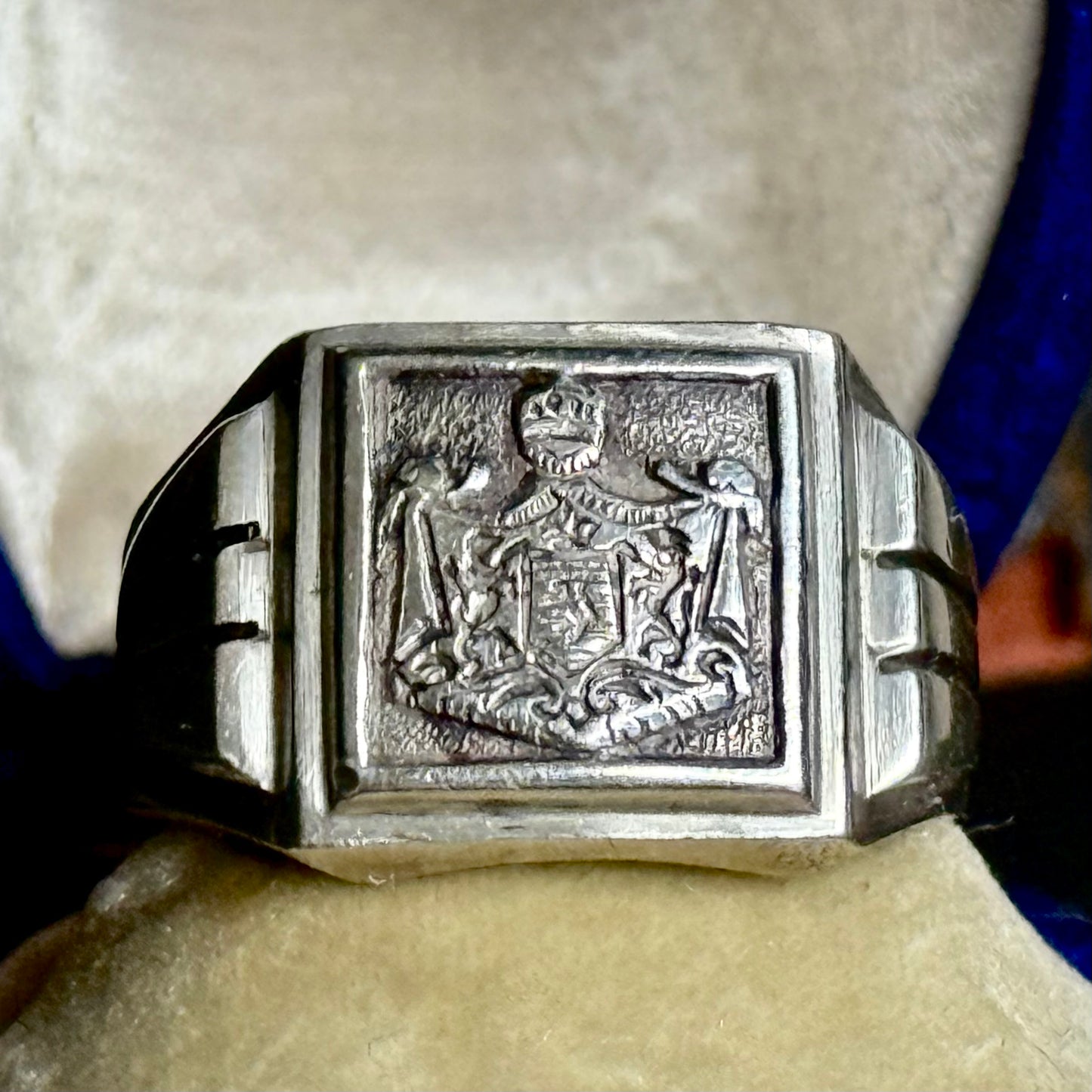 Antique Victorian Silver Heraldic Signet Ring