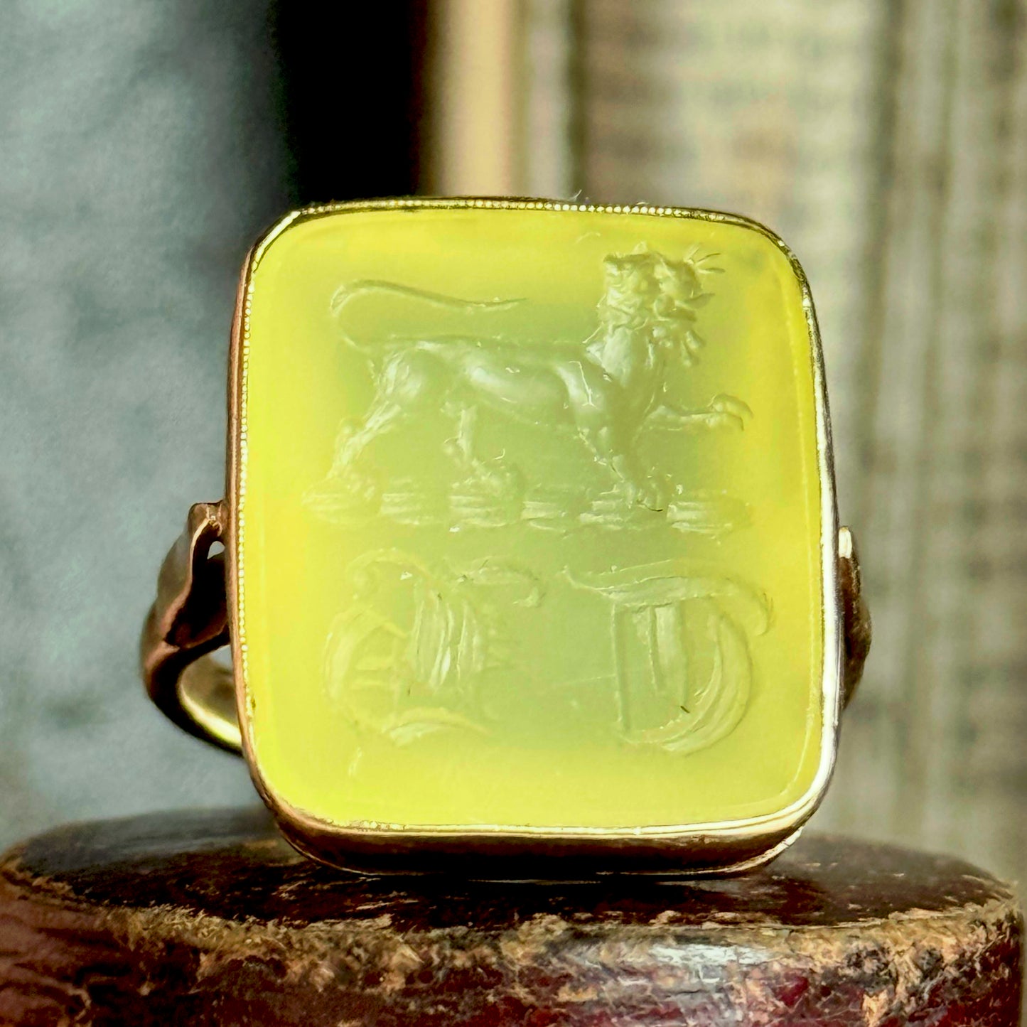 Antique Chrysoprase Intaglio Lion Ring in 9 Carat Gold; Circa 1900