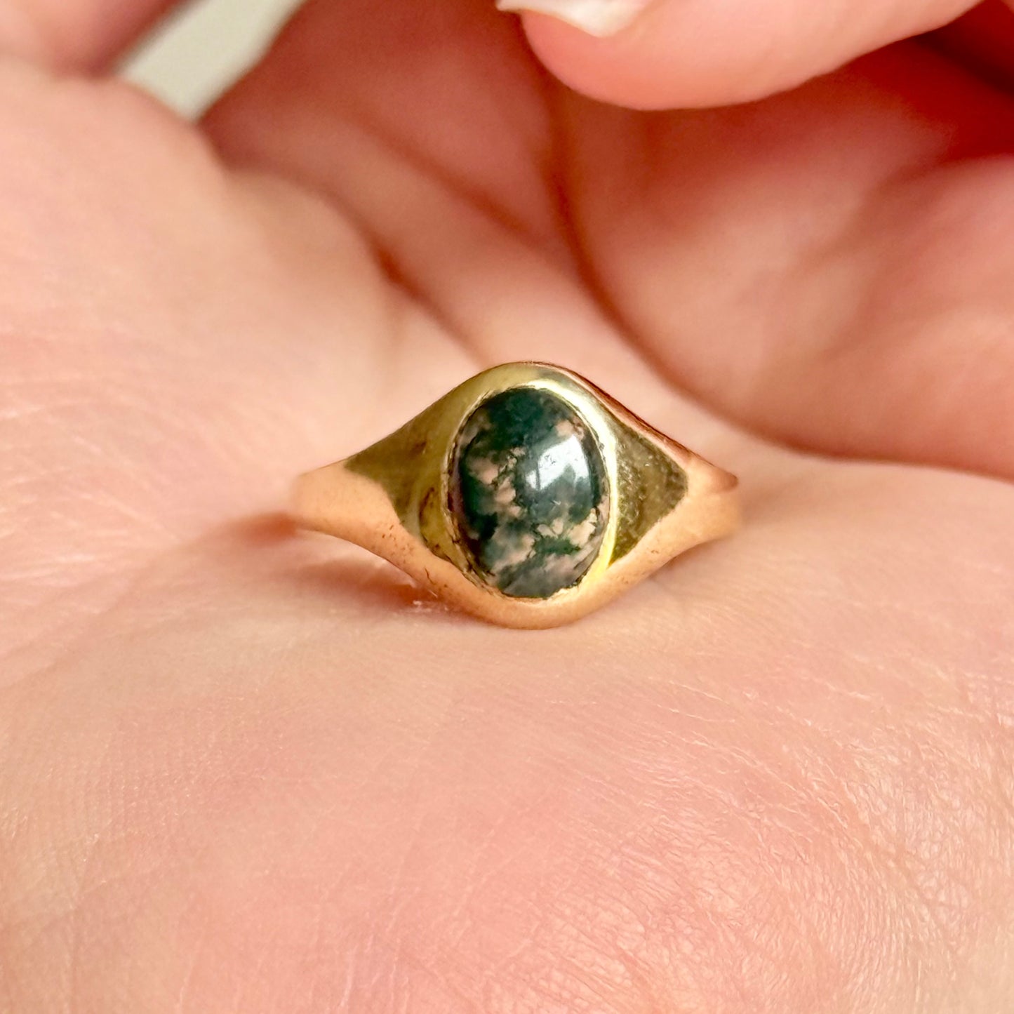 Vintage Moss Agate Signet Ring 9 Carat Gold; Circa 1979