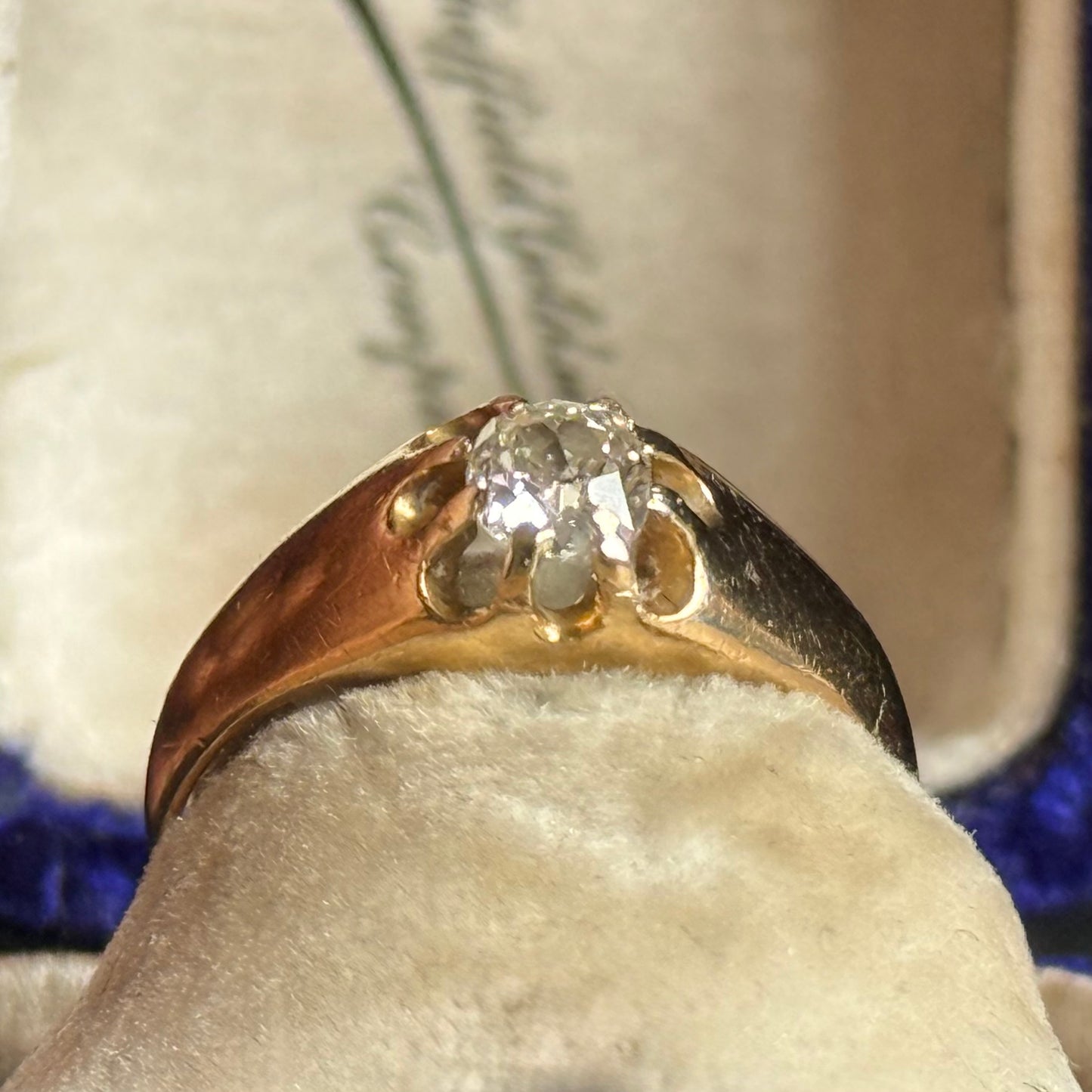 Antique Old Cut Diamond Ring in 18 Carat Gold' Circa 1900