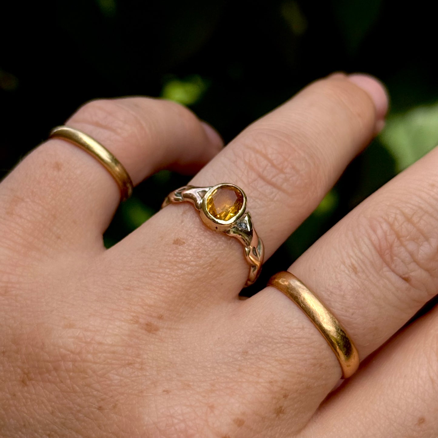 Antique Ethereal Citrine Ring in 9 Carat Gold