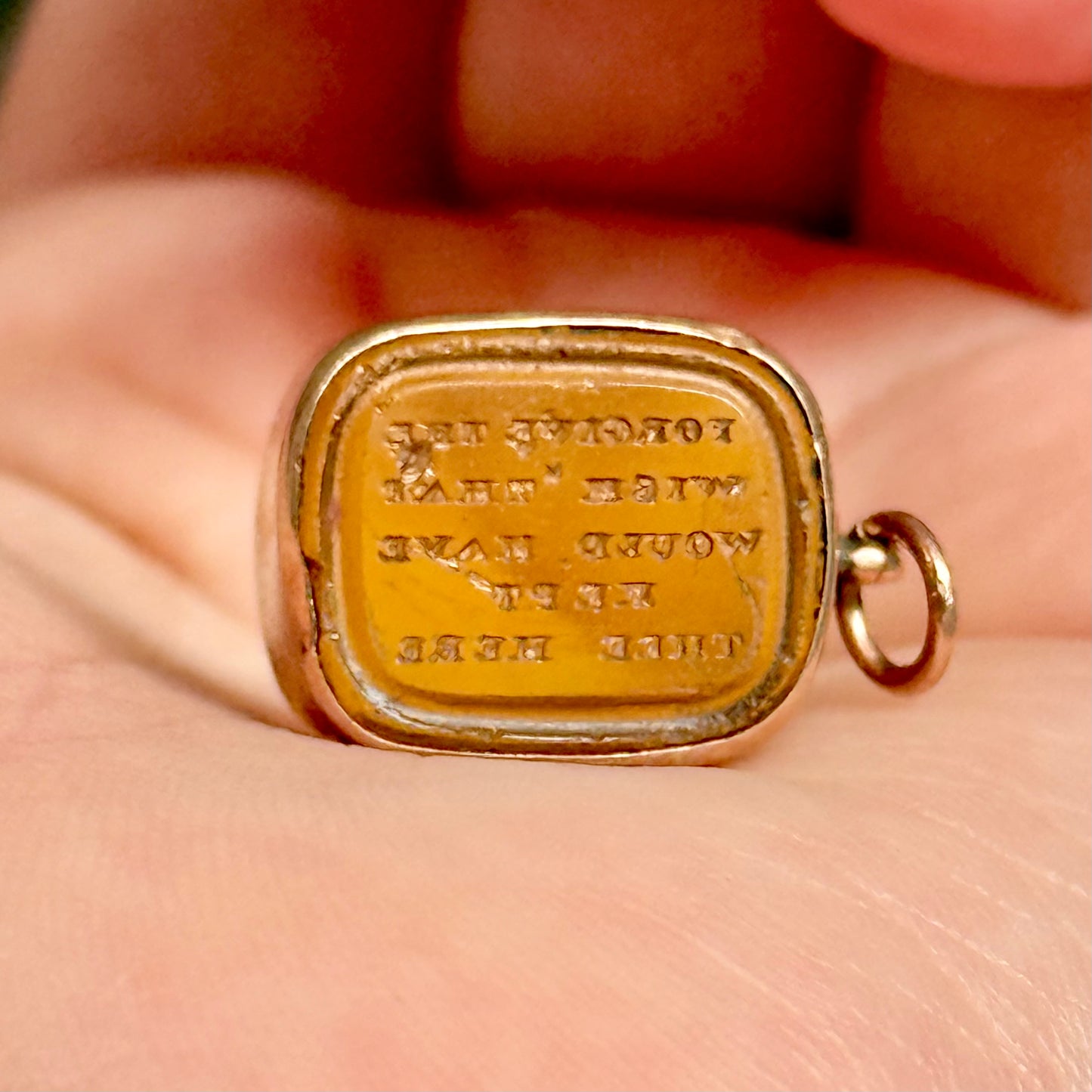 Georgian Mourning Intaglio Pendant in 9 Carat Gold; Circa 1840