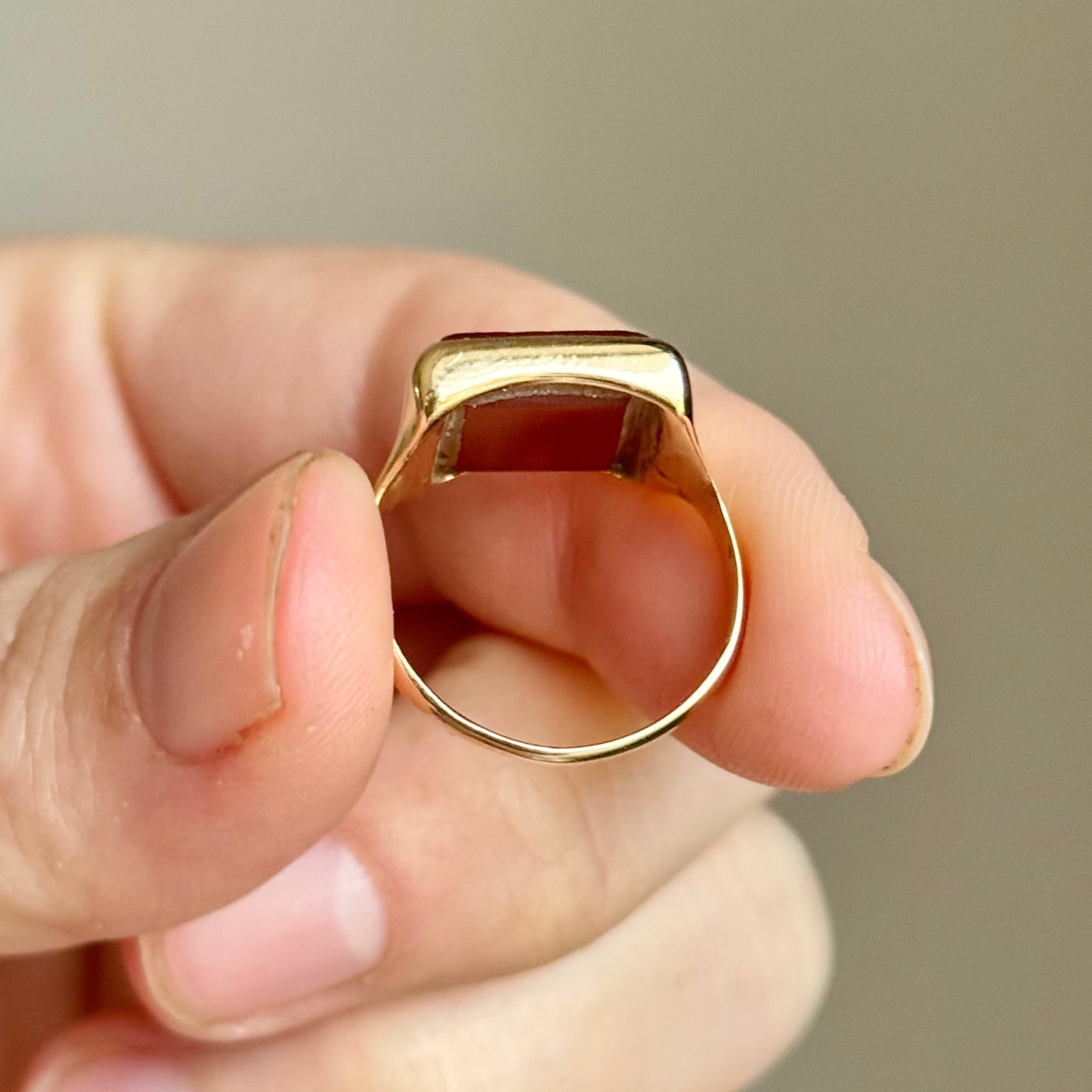 Antique Victorian Griffin Intaglio Signet Ring in 15 Carat Gold