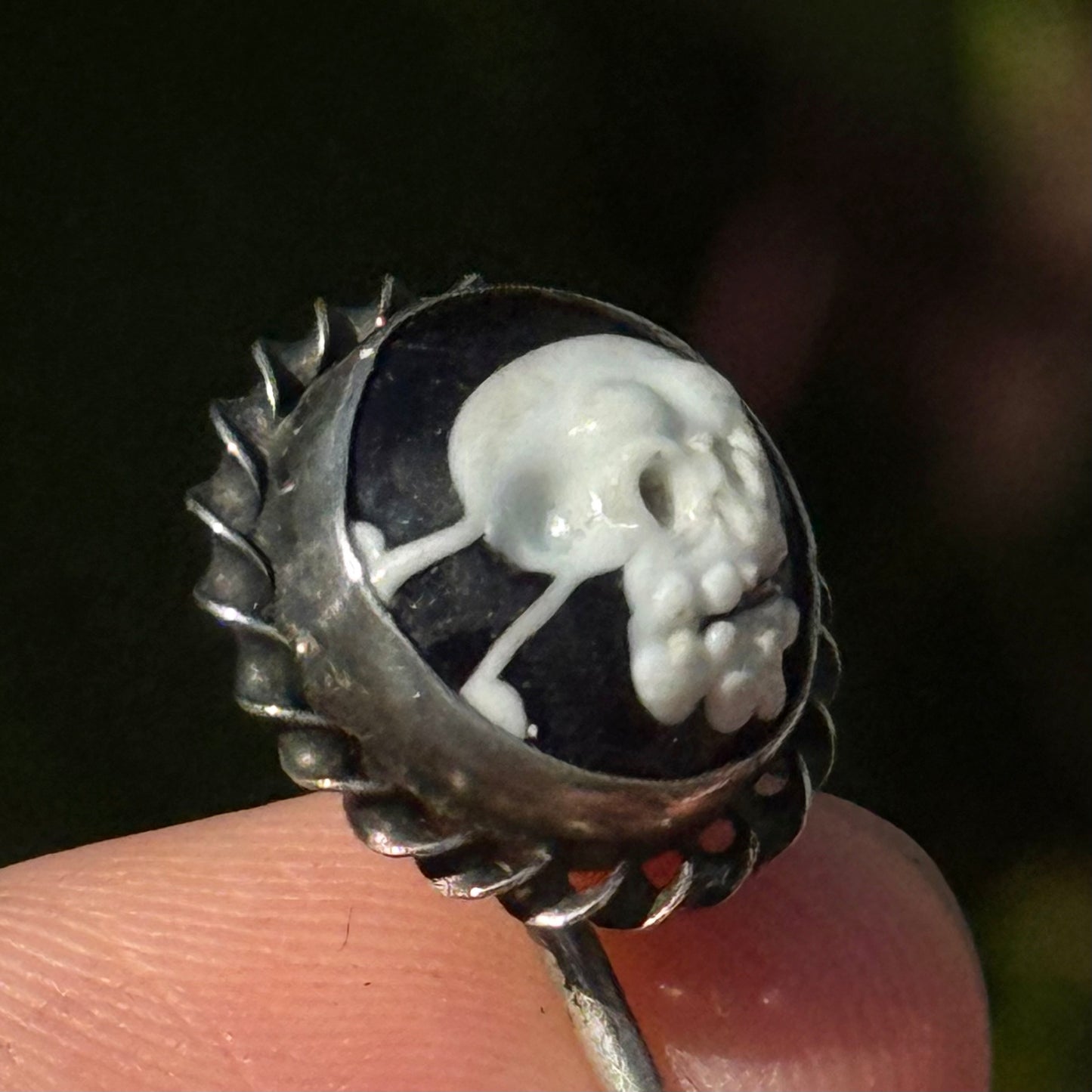 Georgian Glass Momento Mori Stick Pin in Box; Circa 1800