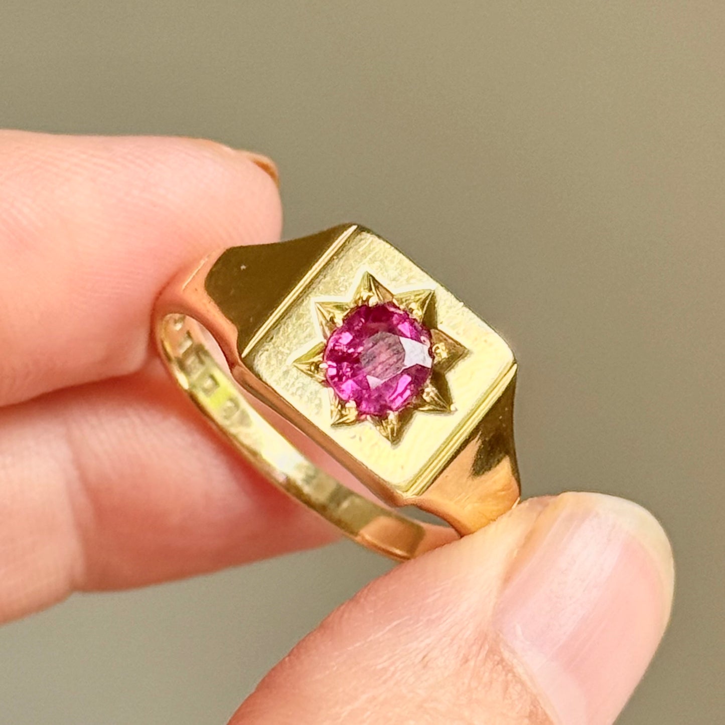 1930's Star Set Ruby Signet Ring in 18 Carat Gold