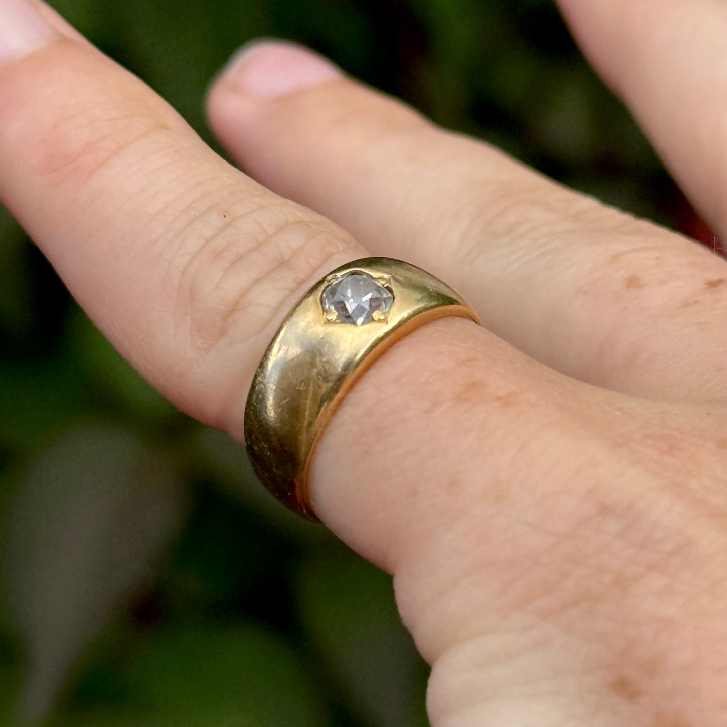 Victorian Old Cut Diamond Band in 18 Carat Gold
