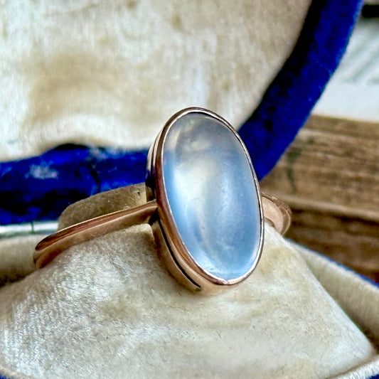 Edwardian Moonstone ring in 9 Carat Rose Gold; Circa 1880