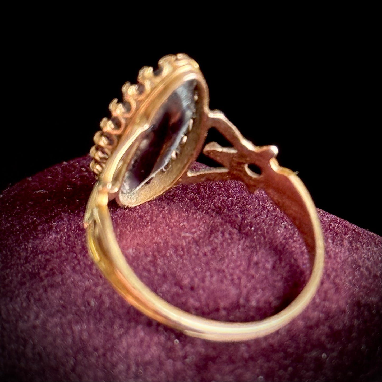 Antique Rose of Sharon Carat Gold in 18 Carat; Circa 1890