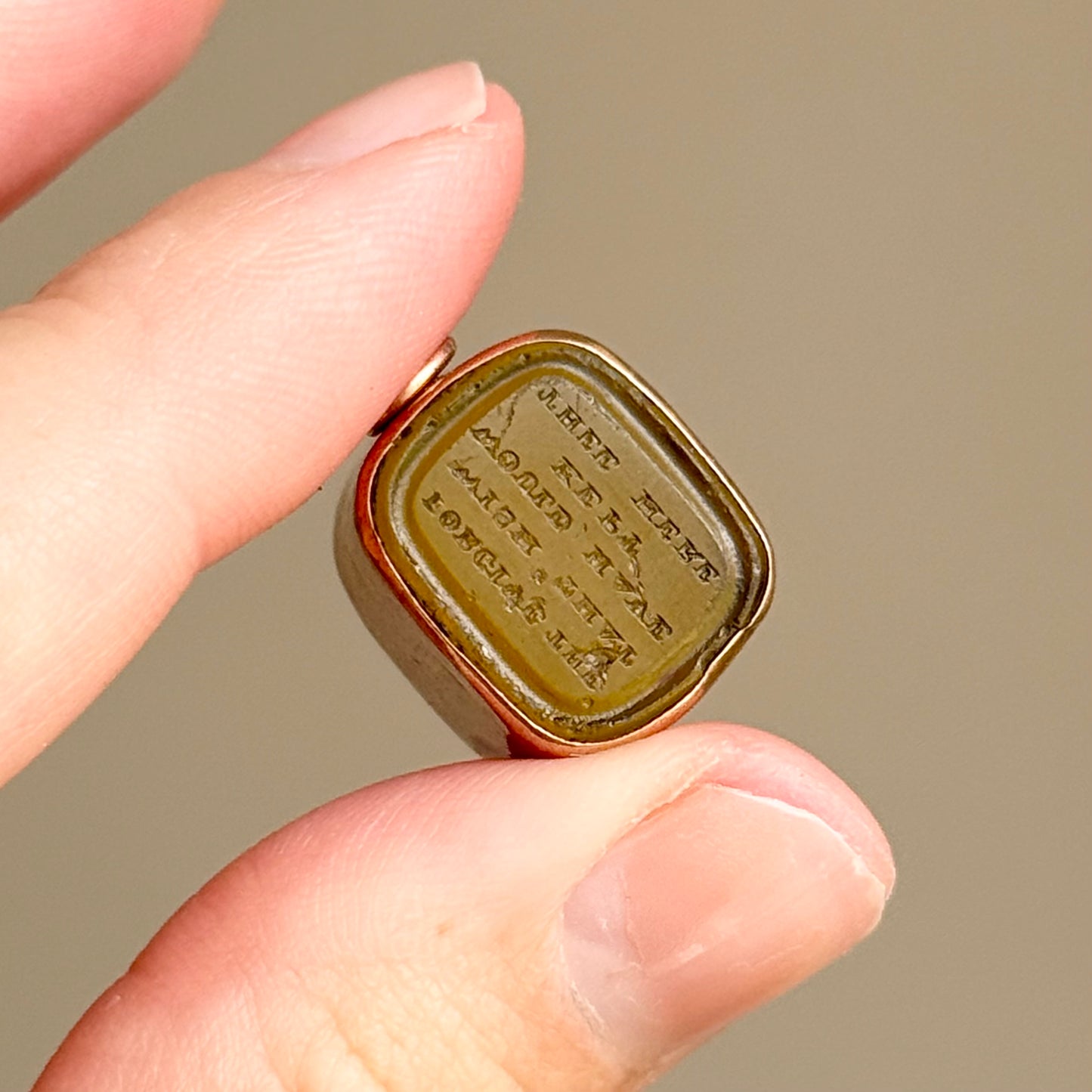 Georgian Mourning Intaglio Pendant in 9 Carat Gold; Circa 1840