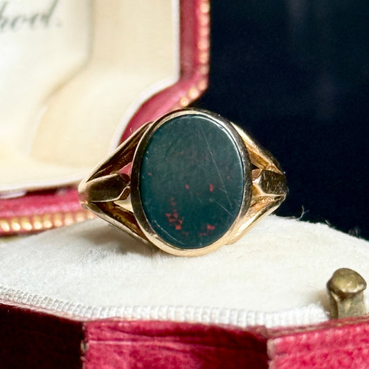 Antique Bloodstone Signet Ring in 9 Carat Gold; Circa 1910