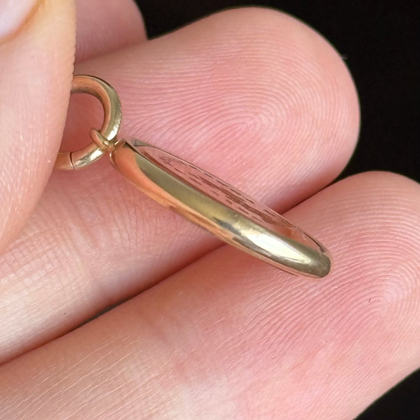 Antique Seal 'In Adversis Etiam Fide' Pendant in 9 Carat Gold