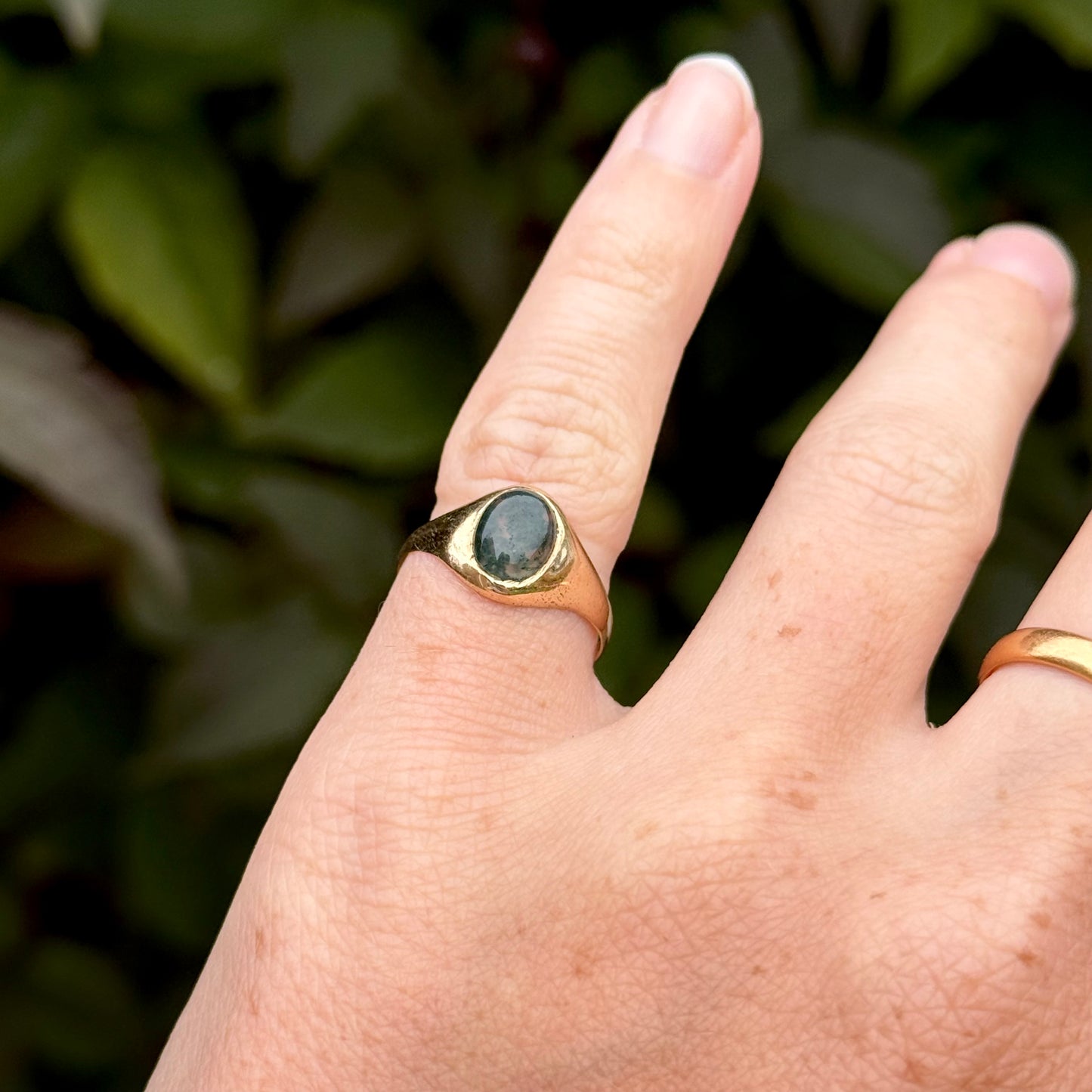 Vintage Moss Agate Signet Ring 9 Carat Gold; Circa 1979