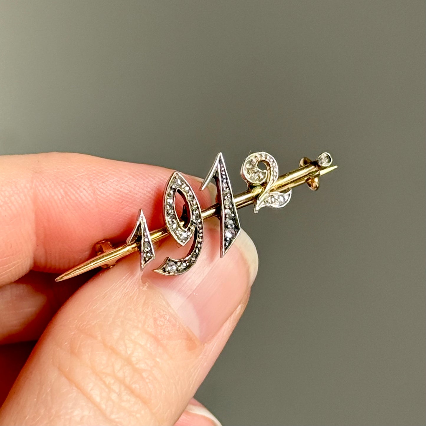 Antique Diamond Brooch in 18 Carat Gold with Box; Circa 1912