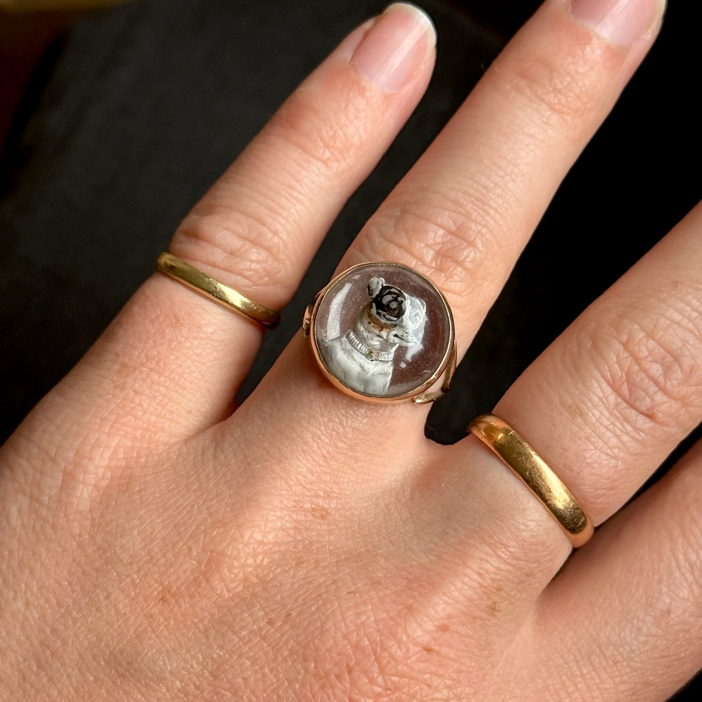 Antique Victorian Essex Crystal Reverse Painted Dog Ring